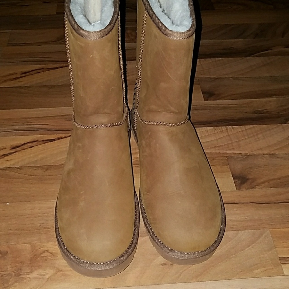 UGG MEN'S BOOTS